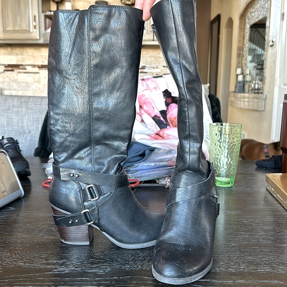 Black Tall Boots